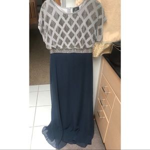 Gorgeous formal dress!!